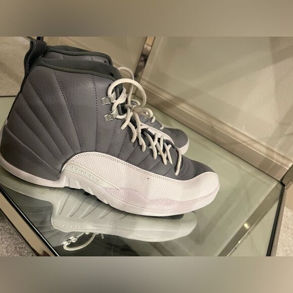 Jordan 12 Stealth 2022 Size 12 Pre-Owned СТ8013-015 Grey White